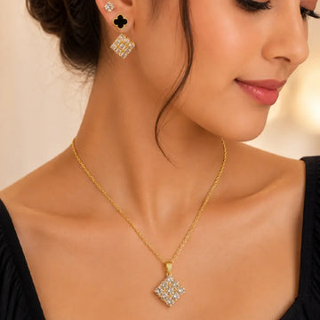 ✨ Fashion Crystal Necklace & Earrings Set – Premium Artificial Jewelry Set for Women