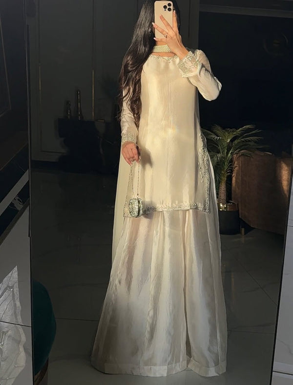 Noor-e-Zeba Pearl 🕊️ PRE ORDER 10-15 DAYS DELIVERY